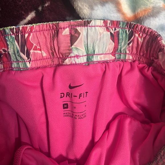 Nike Shorts - Picture 2 of 2